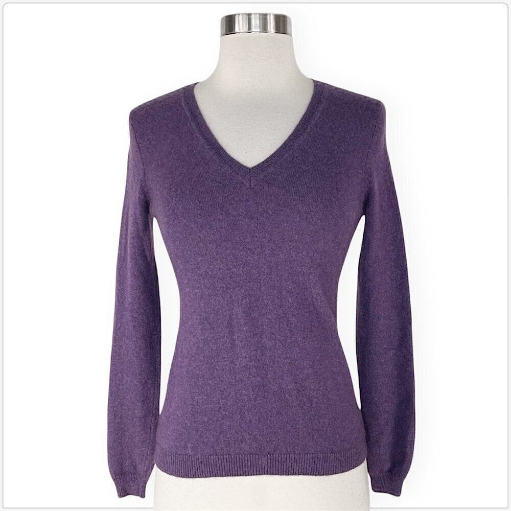 Fenn Wright Manson 100% Cashmere Sweater 2 Ply Knit Purple V-Neck Long Sleeves S
